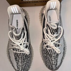 Adidas Yeezy Boost 350 V2 Zebra Print Sneakers White/Black/Red NEW